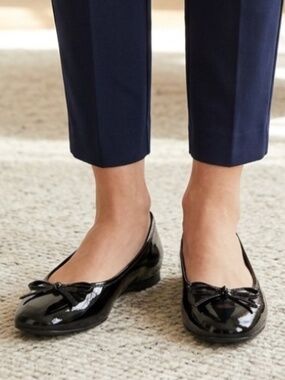 L'Intervalle Black Patent Leather Ballet Bow Flats - Size EU 40 (9-9.5)